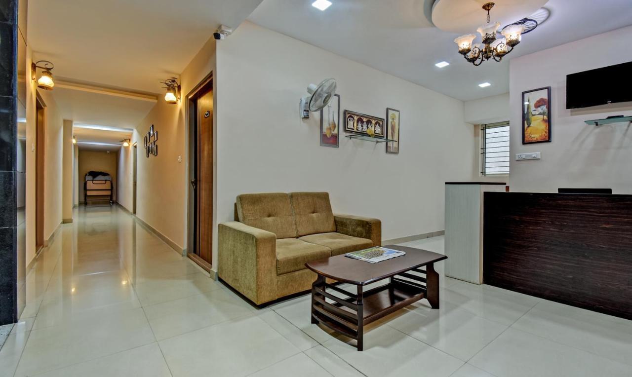 Treebo Trend Apple Tree Apartment & Suites Bangalore Exterior photo