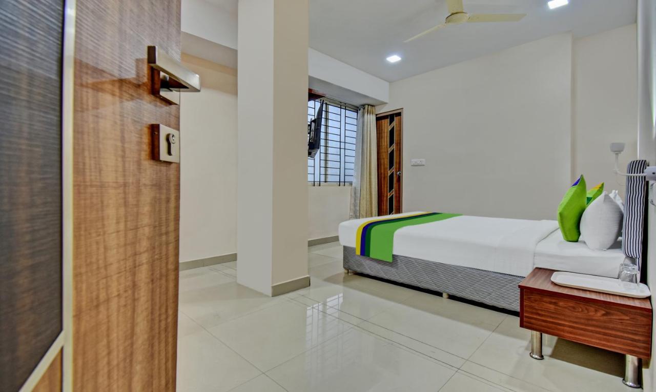 Treebo Trend Apple Tree Apartment & Suites Bangalore Exterior photo